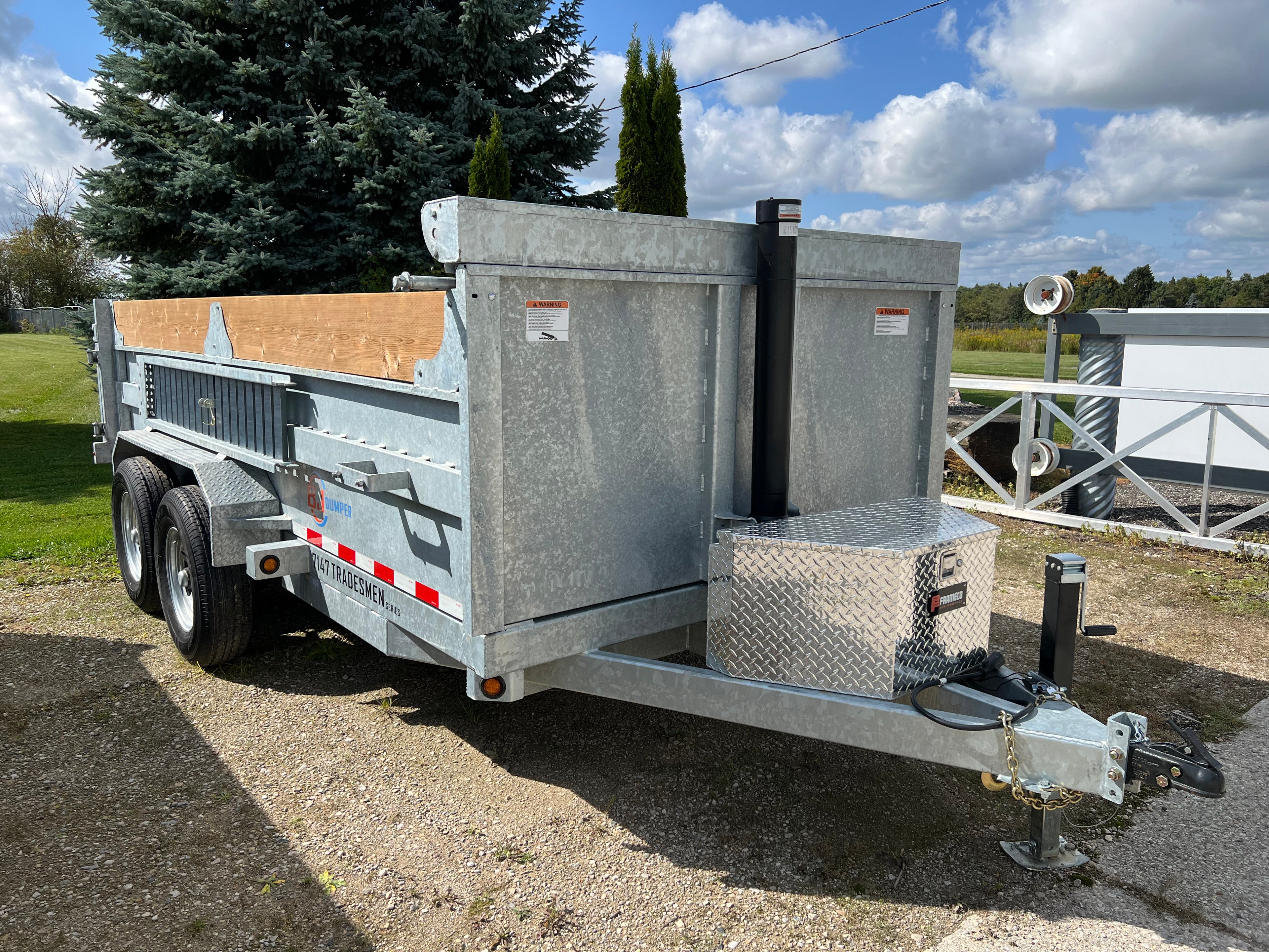 7x14 7 Ton Galvanized Dump Trailer