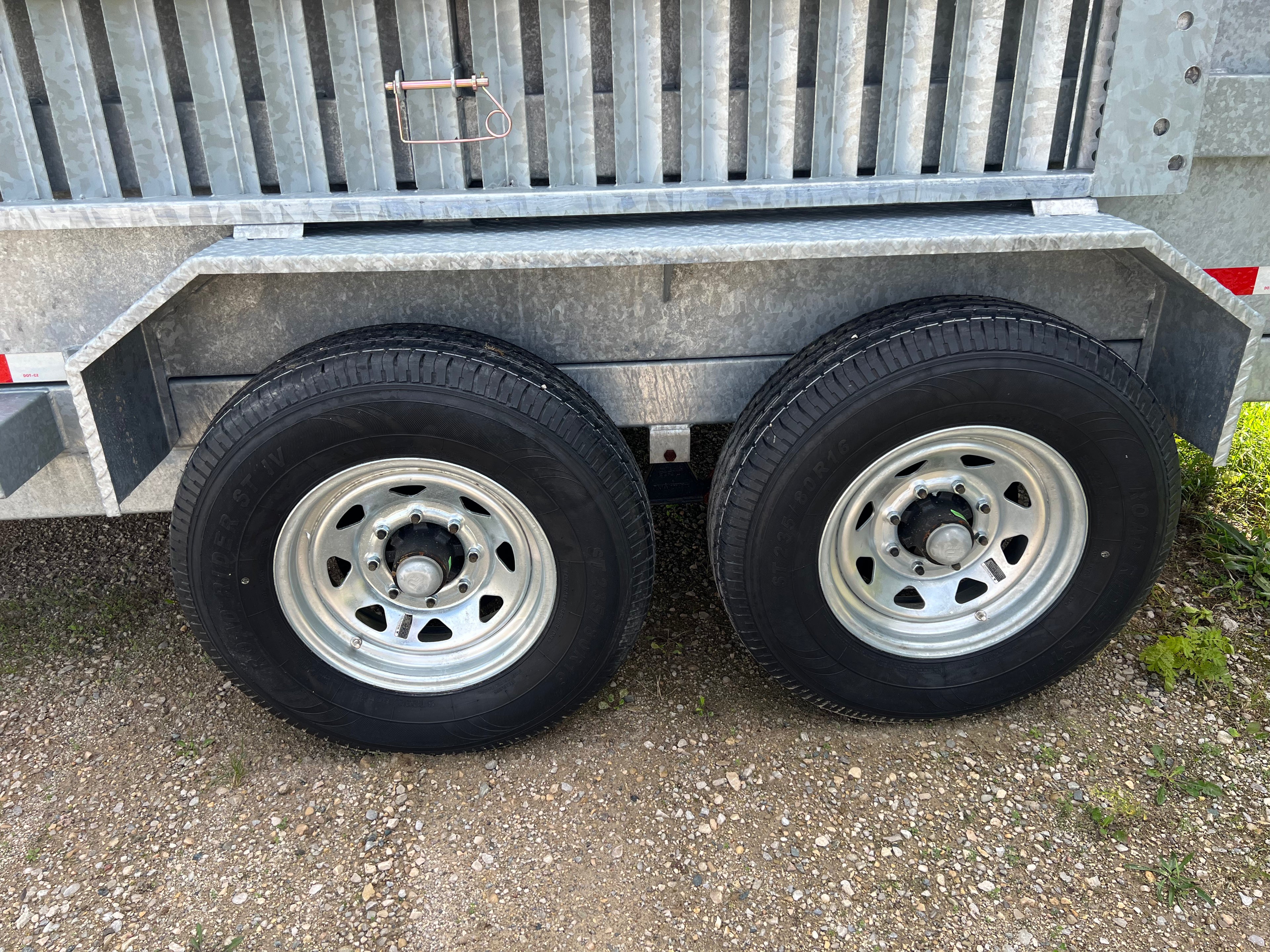 7x14 7 Ton Galvanized Dump Trailer