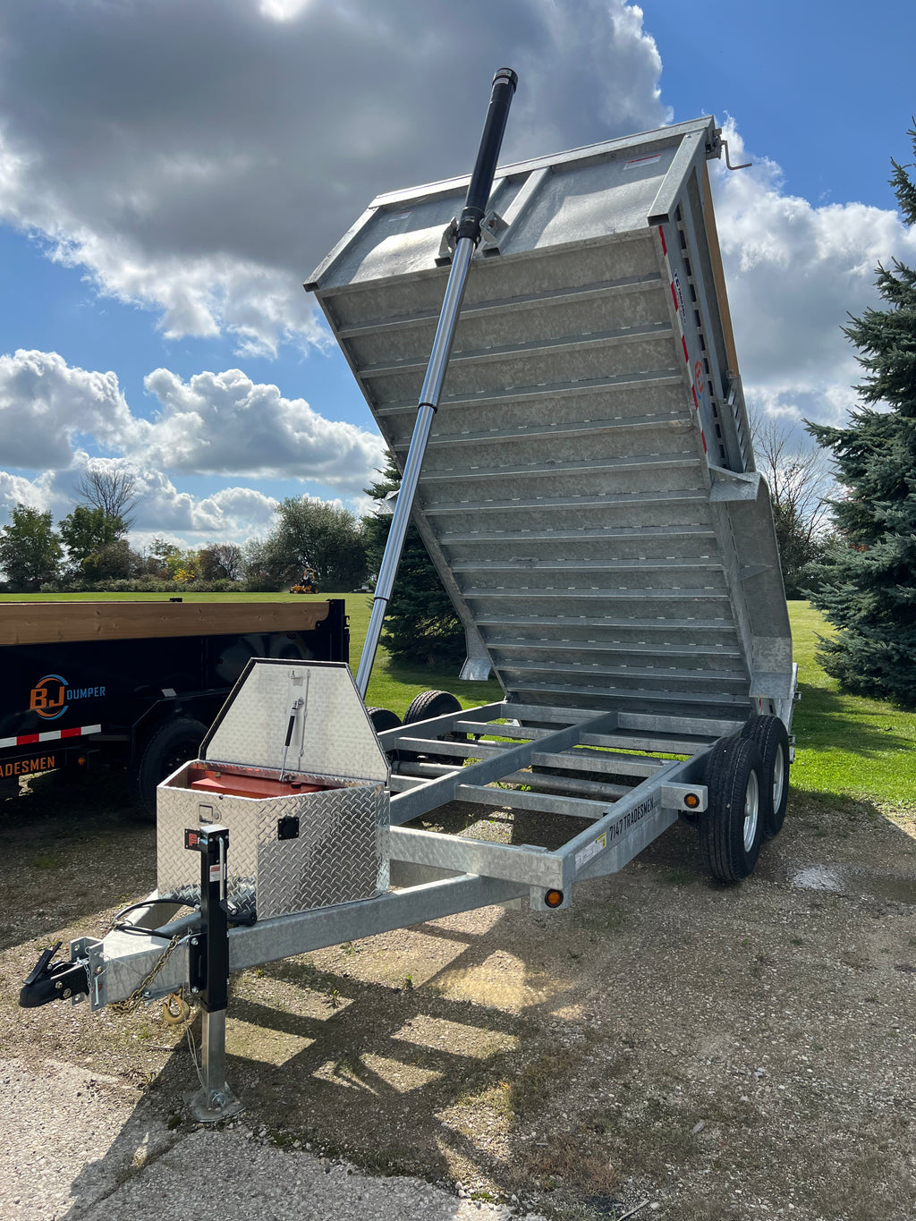 7x14 7 Ton Galvanized Dump Trailer